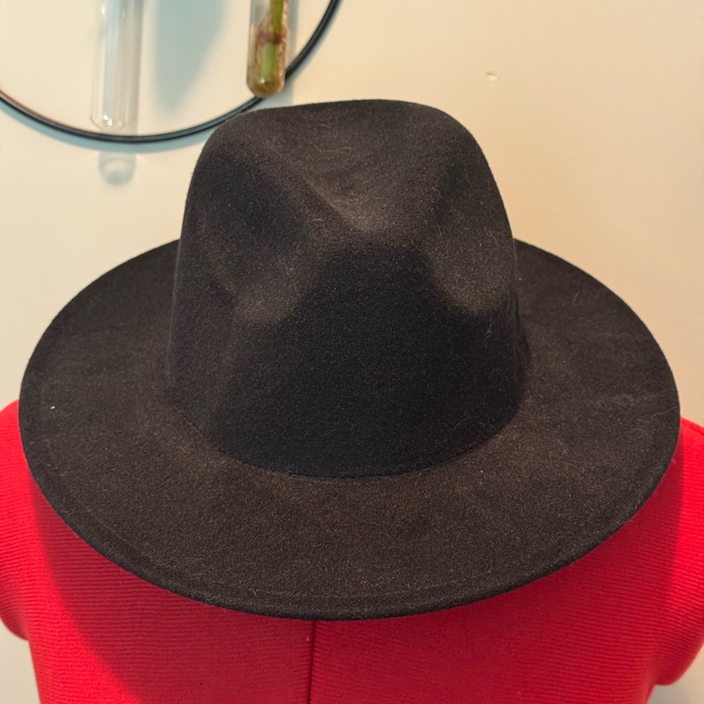 Universal Thread Black Fedora Hat